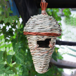 Spot fait à la main en paille nichoir approvisionnement transfrontalier pointu maïs cage à oiseaux décoratif nichoir bambou bois artisanat pour - Product Image 1