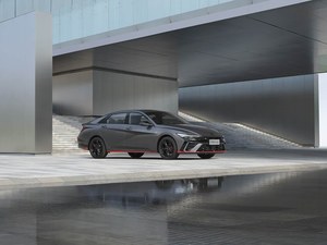 Nuova <span class=keywords><strong>Hyundai</strong></span> Elantra 0km 1.5L CVT Edizione Elite Berlina a Benzina, Prezzo Auto Nuova Non Usata/Non Seconda Mano - Product Image 3