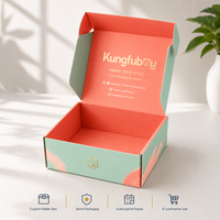 Boîte d'emballage en carton rigide de luxe avec logo en feuille d'or personnalisée en gros pour les boîtes d'abonnement et les kits de beauté PR