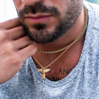 Collar con Colgante de Ángel Guardián de Acero Inoxidable Chapado en Oro de 18k, Joyería de Moda Hipoalergénica e Impermeable para Hombre y Mujer