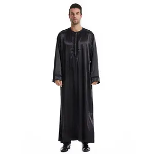 Đồng Bằng Màu Đen Trắng Tân Apricot Màu Polyester Vải Dây Kéo Đóng Cửa Thêu Arabic Thobe Cho Người Đàn Ông Hồi Giáo