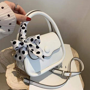 Bolso Cuadrado Mini Directo de Fábrica con Pañuelo y Cadena para Mujer, Bolso Cruzado de PU - Product Image 4