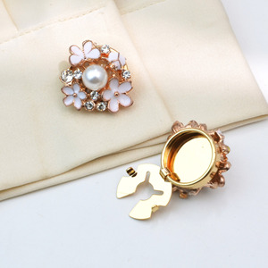 Boutons <span class=keywords><strong>de</strong></span> manchette en laiton pour femmes, élégants clips décoratifs pour chemises et robes, avec strass et perles pour chemisiers et cols - Product Image 4