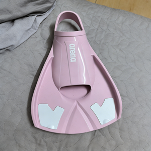 Nouvelles Palmes de Natation Professionnelles en Silicone à Talon Ouvert pour Adultes et Enfants, Personnalisables avec Logo, Idéales pour l'Entraînement et le Surf – Vente en Gros - Product Image 3