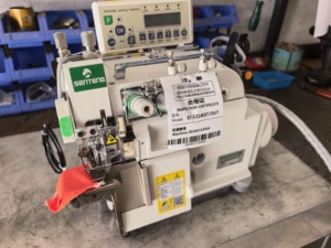 จักรเย็บผ้าอัตโนมัติรุ่น Factory Direct 5214EXT/DK พร้อมระบบป้อนผ้าขึ้นลงและจักรเย็บโอเวอร์ล็อคสี่เส้นด้าย - Product Image 4