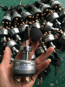 Entwickeln Sie Doosan für Hyundai für Bobcat Original hersteller Original Switch Assy 301413-00192 Gabelstapler Ersatzteile Doosan Teile - Product Image 3