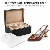 Vente en gros 2026 Escarpins de luxe en PU verni à bout pointu, à bride arrière et talon carré, avec embellissement floral 3D pour femmes