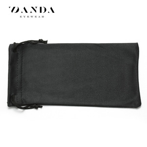 Estuche de cuero extraíble para gafas Danda Eyewear, rectangular, negro sólido, para almacenamiento y protección de gafas - Product Image 4
