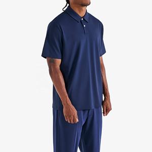 เสื้อกอล์ฟผู้ชายหรูหราเสื้อผ้ากอล์ฟน้ำหนักเบาแบบกลับด้านได้พิมพ์โลโก้ที่กำหนดเองได้ - Product Image 1