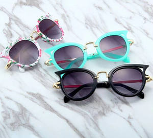 Nuova struttura a triangolo <span class=keywords><strong>occhiali</strong></span> <span class=keywords><strong>da</strong></span> <span class=keywords><strong>sole</strong></span> per <span class=keywords><strong>bambini</strong></span> UV400 lenti per <span class=keywords><strong>bambini</strong></span> <span class=keywords><strong>occhiali</strong></span> <span class=keywords><strong>da</strong></span> <span class=keywords><strong>sole</strong></span> in metallo vongole <span class=keywords><strong>bambini</strong></span> <span class=keywords><strong>occhiali</strong></span> <span class=keywords><strong>da</strong></span> <span class=keywords><strong>sole</strong></span> - Product Image 3