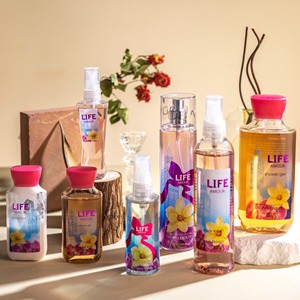 Splash Corporal Perfumado LIFE AMOUR, Spray Corporal con Aroma Inspirador, Distribuidores <span class=keywords><strong>de</strong></span> Perfumes Originales - Product Image 6