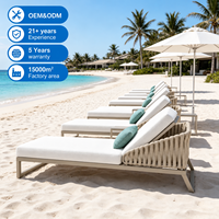 Chaise longue d'extérieur réglable en corde avec cadre en aluminium et coussin pour bord de piscine et complexe hôtelier