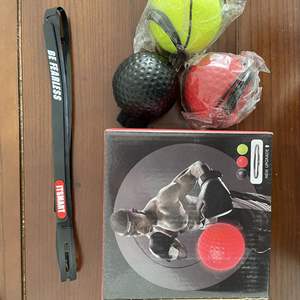 Ballons de vitesse de boxe élastiques pour hommes, équipement d'entraînement de décompression en PU, à fixer sur la tête, modèle BO0028 - Product Image 1