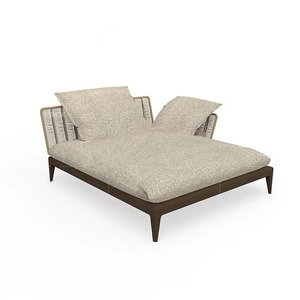 Canapé modulaire d'extérieur sur mesure, structure en teck massif, ensemble de salon de jardin en corde tressée à la main, résistant aux intempéries pour la cour. - Product Image 4