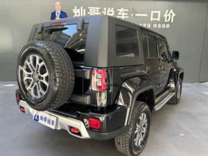 Voiture <span class=keywords><strong>d</strong></span>'<span class=keywords><strong>occasion</strong></span> Beijing BJ40 2023 2.0T Automatique <span class=keywords><strong>4x4</strong></span> Urban Hunter Knight Edition (<span class=keywords><strong>4x4</strong></span>, Chine VI) - Product Image 4