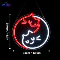 Enseigne néon LED Chat Yin Yang Rouge Blanc Cercle Yin-Yang Panneau arrière transparent en PS Bandes LED flexibles Alimentation USB Chaînes de suspension 3D