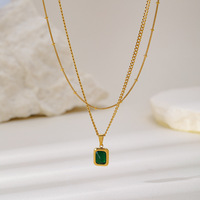 Collier à double couche en acier inoxydable plaqué or 18 carats, chaîne cubaine, pendentif carré en émail noir, collier superposé