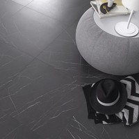 Baldosa de Porcelana Viena Color Carbón, 60x60 cm, 10 mm, Mate, Rectificada, Antideslizante, para Pared Interior de Baño