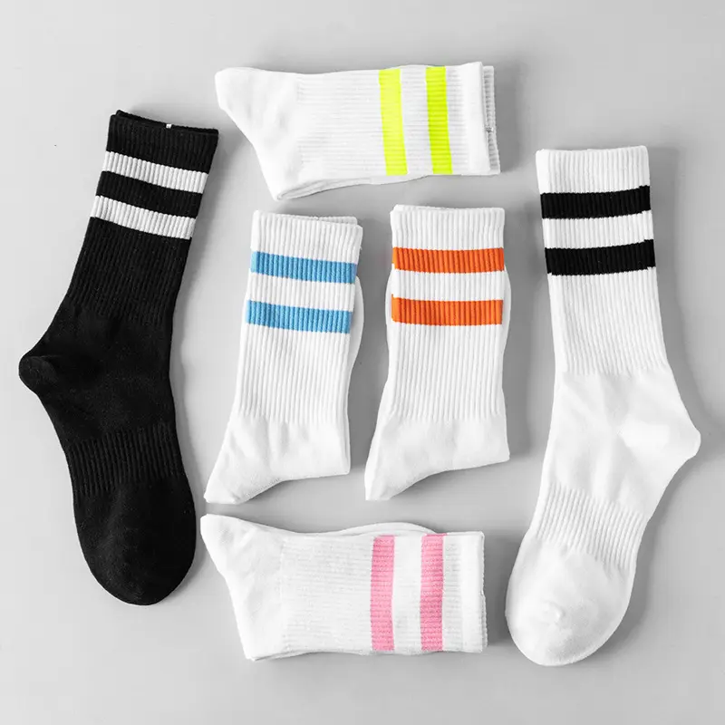 Calcetines deportivos de algodón para hombre y mujer, calcetín deportivo con diseño de rayas y logo personalizado, con cinta elástica