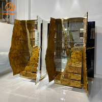 Meuble de rangement pour vin de style italien de luxe pour salon, cuisine, bar à vin, maison, villa, design haut de gamme unique