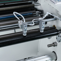 NOUVELLE Machine à laminer les étiquettes adhésives automatiques à grande vitesse, machine à laminer les étiquettes en rouleau à rouleau à vendre