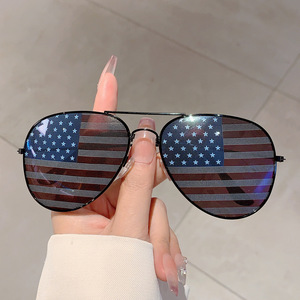 2605 Nuevas Gafas de Sol Ovaladas con Diseño de Bandera Estadounidense, Gafas de Metal con Orificios para Lentes, para Fiestas y Eventos - Product Image 3