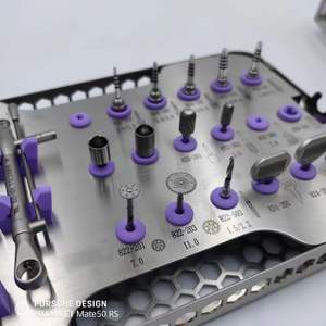 Le fabbriche cinesi forniscono kit di strumenti dentali, set di strumenti chirurgici dentali ed espansori ossei in acciaio. - Product Image 6