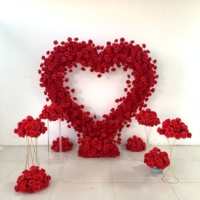 Nouvelle décoration florale en forme de cœur rouge et rose de 2 mètres pour mariage, fête, scène, arche de décoration florale en forme de cœur