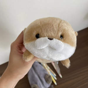 ZGBROTHERS 2025 Estuche de Peluche de Nutria Pequeña y Adorable, Nuevo Estuche para Lápices Estilo Ins, Bolsa de Almacenamiento de Animales Pequeños de Gran Valor, Diseño de Dibujos Animados - Product Image 4