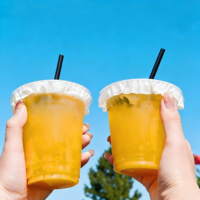 Gobelets jetables personnalisés de haute qualité avec logo imprimé, 100% recyclables en plastique PET, avec couvercle, pour jus et café
