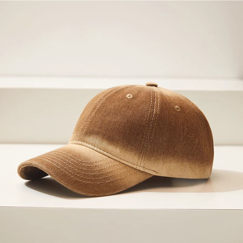 สีน้ำตาล