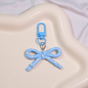 <span class=keywords><strong>Nouveau</strong></span> porte-clés pendentif nœud ajouré couleur bonbon d'été - Bijou mignon de style coréen pour amis ou comme cadeau. - Product Image 4