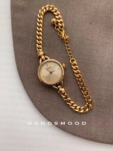 <span class=keywords><strong>Montre</strong></span>-bracelet <span class=keywords><strong>de</strong></span> style vintage français, <span class=keywords><strong>luxe</strong></span> léger, cadran circulaire doré exquis, petite taille, élégante et haut <span class=keywords><strong>de</strong></span> gamme - Product Image 6