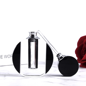 Bottiglia vuota di profumo di <span class=keywords><strong>Lataffa</strong></span> Oud di cristallo di stile europeo bottiglia di profumo di Attar fantasia - Product Image 4