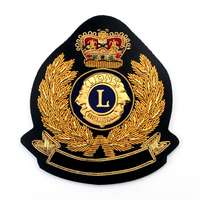 Insignias Bordadas a Mano con Lentejuelas Doradas en Forma de Cabeza de Leona OEM para Bolsillos de Blazer - Personalizables, Sin Níquel, 3D