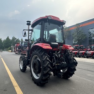 Tracteurs agricoles fabriqués en Chine, petits tracteurs agricoles 4x4, tracteurs compacts pour l'agriculture, tracteurs à quatre roues - Product Image 3