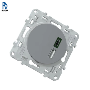 S530403 ขั้วต่อ USB, ตัวเมีย, 2 พอร์ต, แบบฝัง, แบบตรง, IP20, ซีรีส์ Odace 2011 - Product Image 1