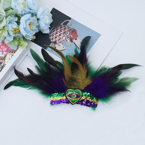 Chapeau de bouffon à paillettes HLC, bracelets, jetons de Mardi Gras, bracelet à plumes, accessoires de costume de la Nouvelle-Orléans pour les événements festifs, les défilés - Product Image 3