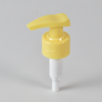 Bouteilles de lotion en plastique PP personnalisées 28/410 24/410 avec bouchon à vis à verrouillage droit-gauche et pompe à shampoing pour applications liquides