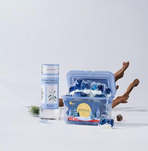 Cápsulas de Lavandería con Aroma a Cedro 3 en 1: Antibacterianas, Antiácaros y <span class=keywords><strong>Suavizante</strong></span> de Telas con Perlas de Fragancia Duradera - Product Image 1