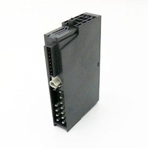 قطعة واحدة جديدة تمامًا وأصلية من نوع DP 6ES7134-4JB50-0AB0 6ES7 134-4JB50-0AB0 E-Stand 4 - Product Image 2