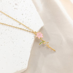 Collier en acier inoxydable plaqué or 18 ct émail époxy 12 mois <span class=keywords><strong>de</strong></span> <span class=keywords><strong>naissance</strong></span> Collier pendentif fleur <span class=keywords><strong>de</strong></span> rose Bijoux pour femmes - Product Image 4