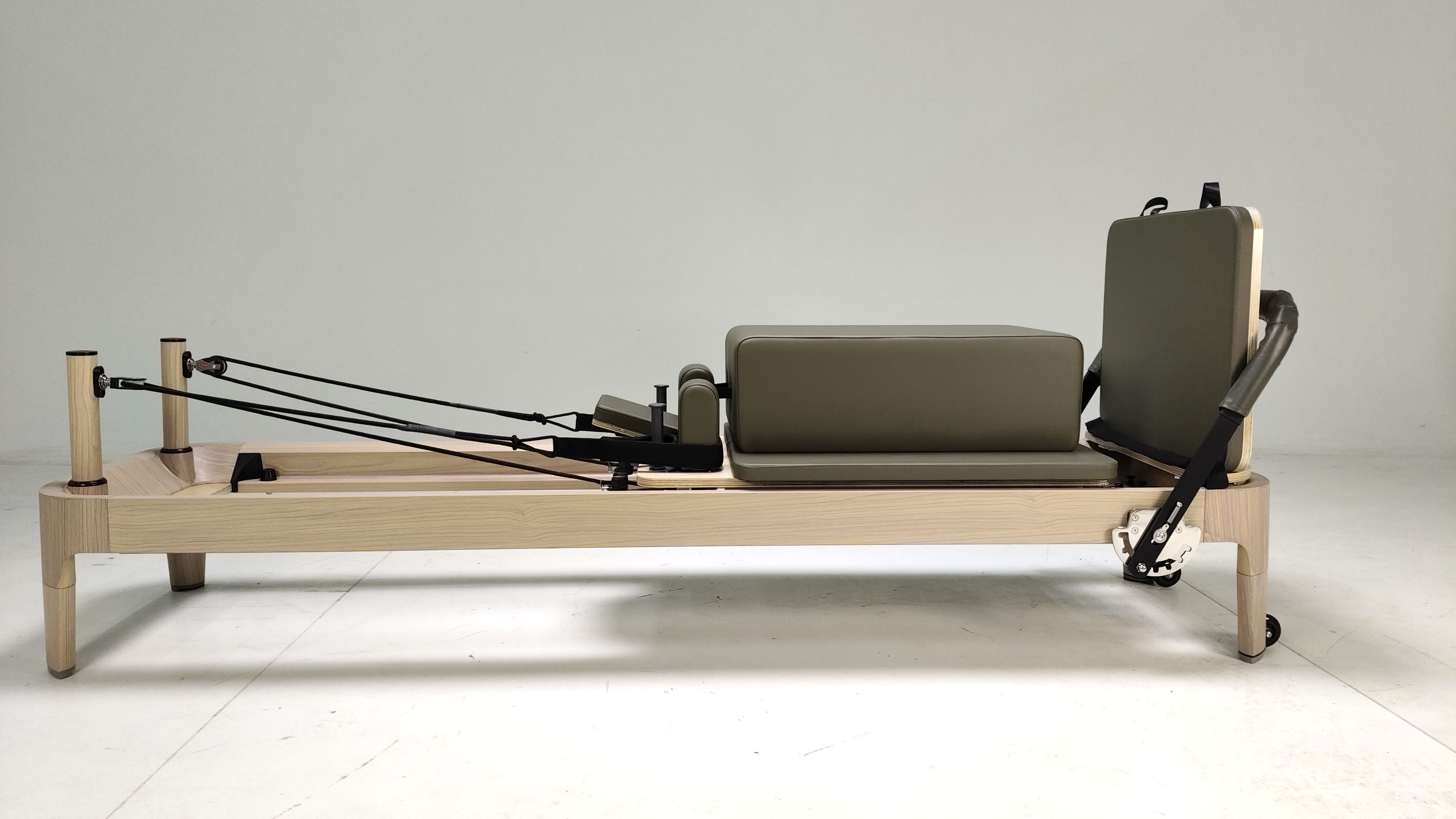 สีน้ำตาล