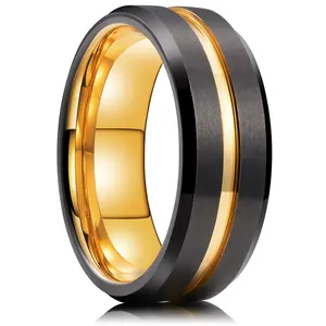 Penjualan langsung pabrik cincin Tungsten datar pria, Bevel alur tengah hitam emas mewah 8mm baja Tungsten cincin jari untuk pria
