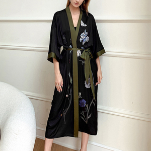 Vêtements d'occasion pour femmes, vêtements à balles épaisses, pyjamas mixtes vêtements de nuit d'occasion en coton de qualité populaire vêtements de nuit pour femmes/ - Product Image 5