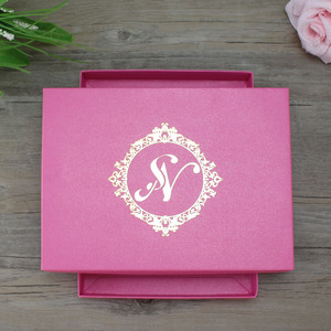 Invitation de <span class=keywords><strong>mariage</strong></span> de boîte-cadeau <span class=keywords><strong>rouge</strong></span> de fleur de cristal de <span class=keywords><strong>rose</strong></span> avec la conception de fleur - Product Image 4