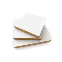 Panneau de fibres à densité moyenne 4x8ft 15mm Panneau de mélamine MDF blanc