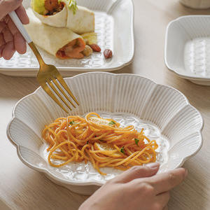 Bols et assiettes en <span class=keywords><strong>porcelaine</strong></span> de style européen Vaisselle en céramique <span class=keywords><strong>à</strong></span> relief vintage Bol <span class=keywords><strong>à</strong></span> salade Assiette <span class=keywords><strong>à</strong></span> dîner en céramique Vaisselle - Product Image 3
