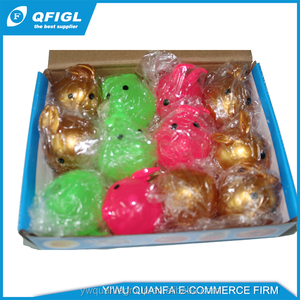 Gran oferta 2021, juguete para apretar con bomba de agua y salpicaduras de conejo individual para máquinas expendedoras de Navidad y Pascua - Product Image 5