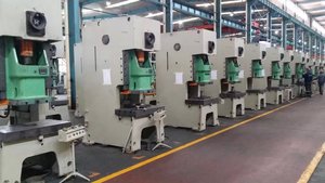 2025 China Factory Customized <b>Foil</b> Box Tray <b>Container</b> Production Line/aluminum Making Machine JH21-25T Aluminum <b>Foil</b> Lunch Box M - Product Image 6